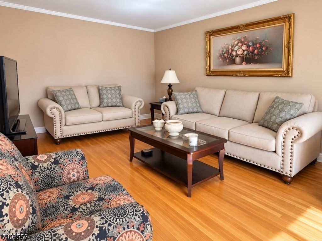 605 Grove St 13, Clifton City, NJ 07013 — photo 5