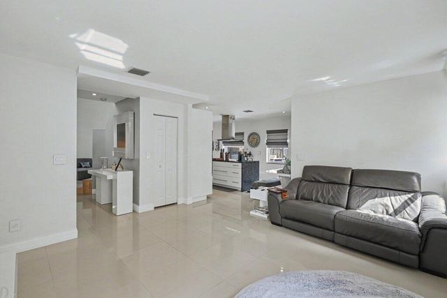 6579 Constance Street, Lake Worth, FL 33467