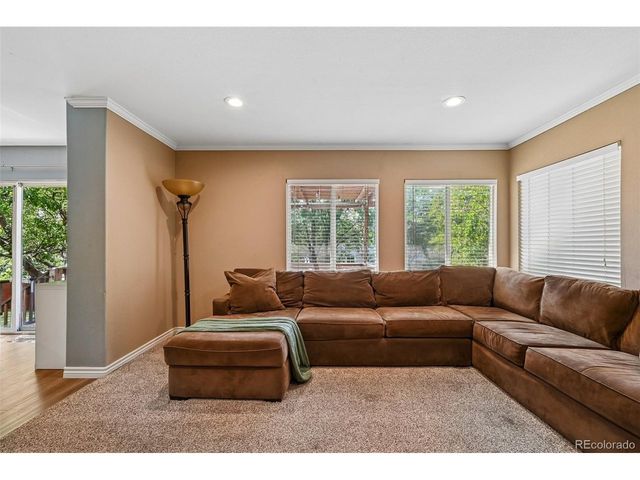 5277 S Malaya Way, Aurora, CO 80015