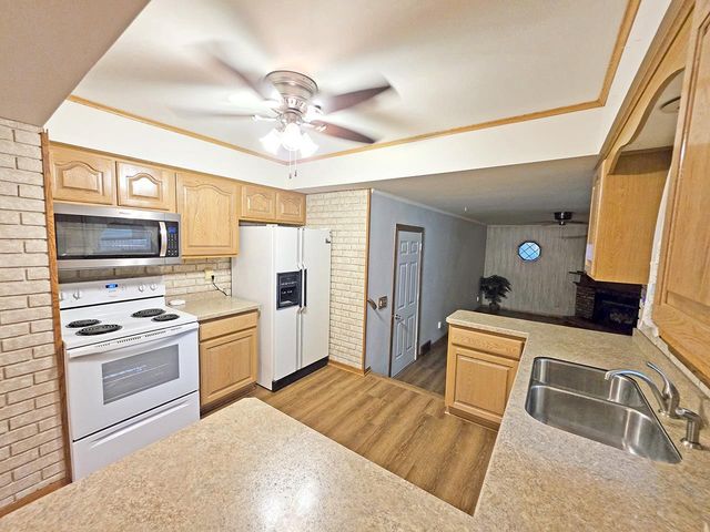 751 N Wright Road, Janesville, WI 53546