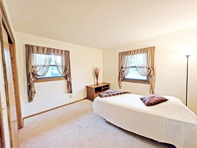 751 N Wright Road, Janesville, WI 53546