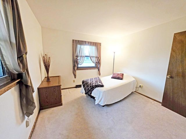 751 N Wright Road, Janesville, WI 53546