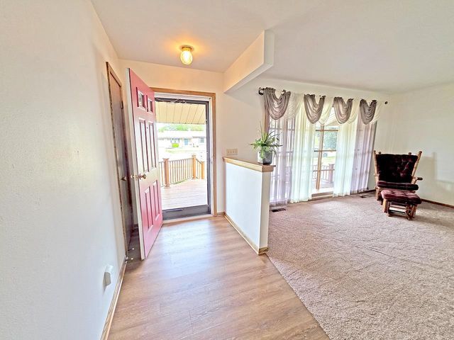 751 N Wright Road, Janesville, WI 53546