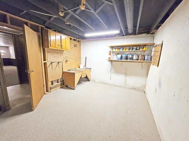 751 N Wright Road, Janesville, WI 53546