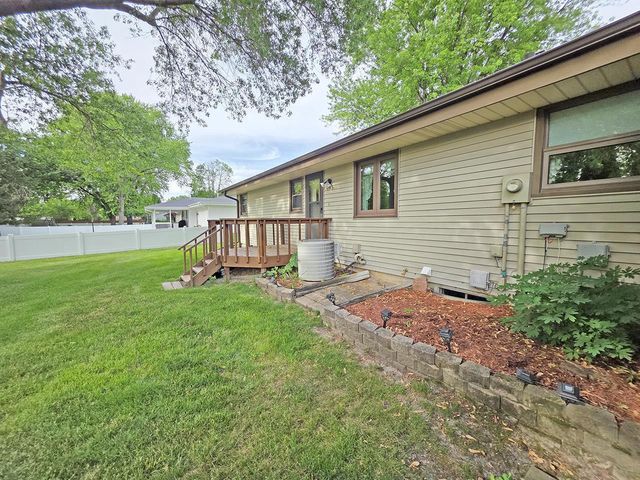 751 N Wright Road, Janesville, WI 53546