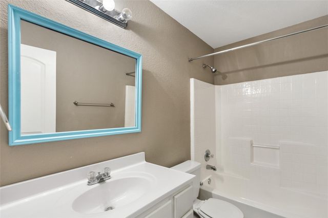 17818 Bullis Gap Drive, Hockley, TX 77447
