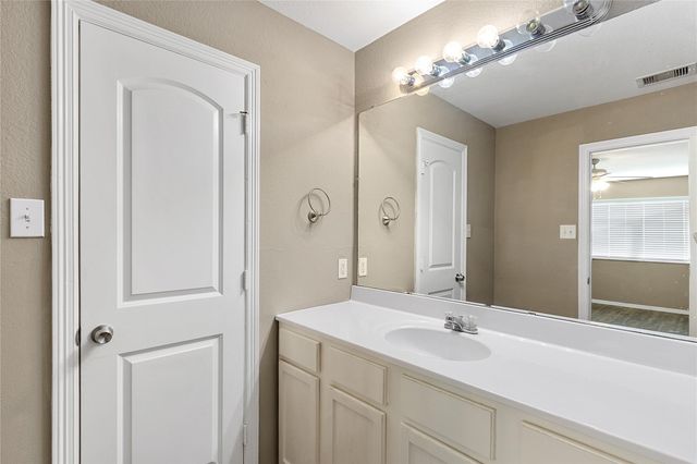 17818 Bullis Gap Drive, Hockley, TX 77447