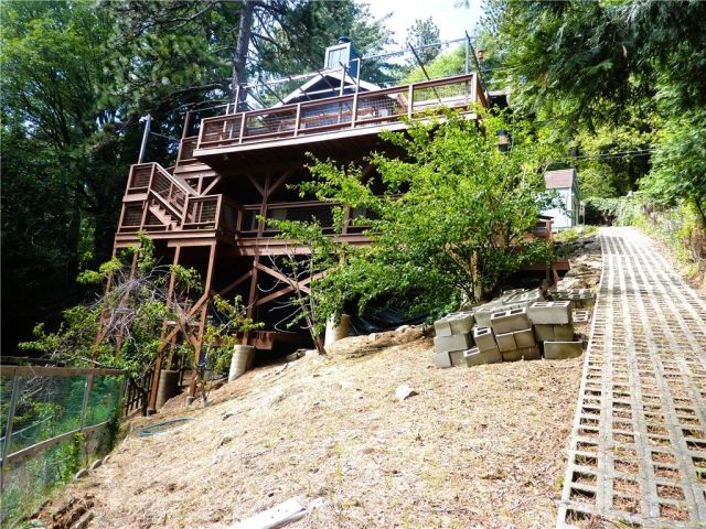 21531 Sawpit Canyon Road, Cedarpines Park, CA 92322
