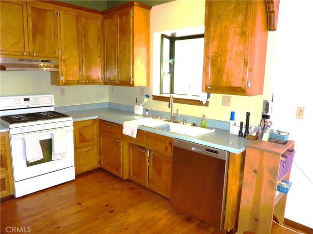 21531 Sawpit Canyon Road, Cedarpines Park, CA 92322