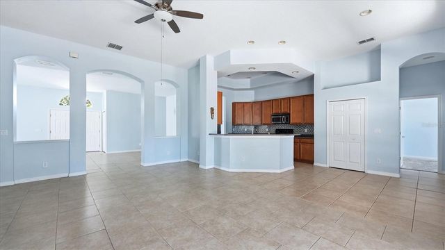 4623 61ST DRIVE E, Bradenton, FL 34203