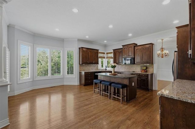 7310 W 145th Terrace, Overland Park, KS 66223