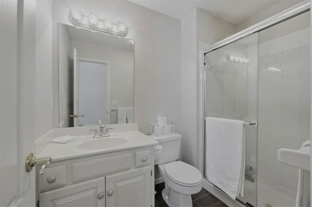 7310 W 145th Terrace, Overland Park, KS 66223