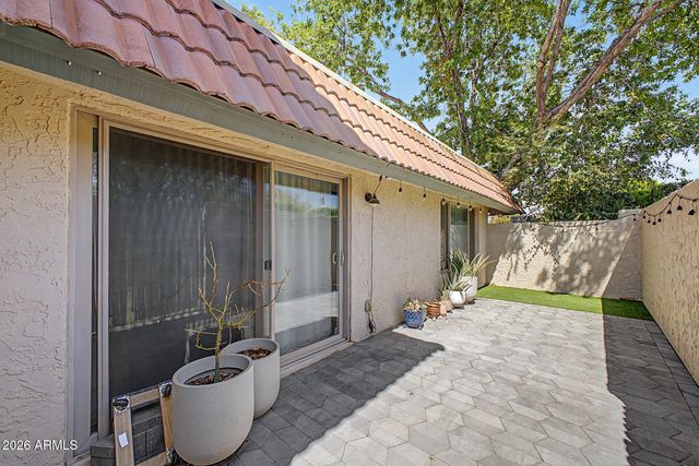 5631 S BOUNTY Court B, Tempe, AZ 85283
