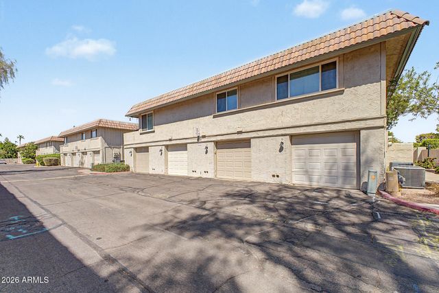 5631 S BOUNTY Court B, Tempe, AZ 85283