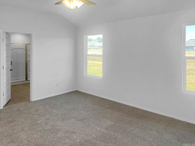 6317 Warwick Drive, Bryant, AR 72002