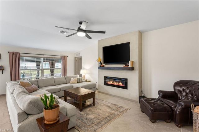 4066 San Clemente CT, North Fort Myers, FL 33917