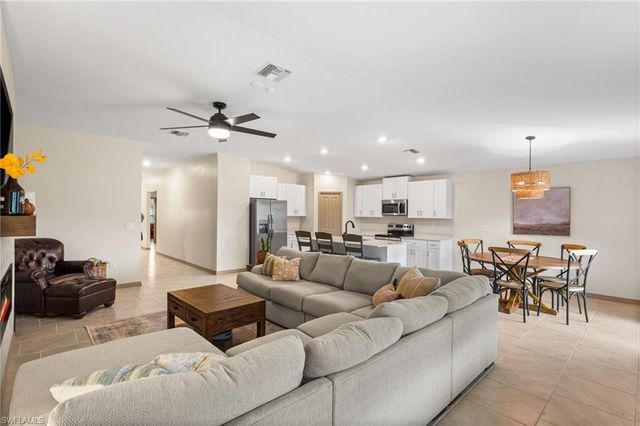 4066 San Clemente CT, North Fort Myers, FL 33917