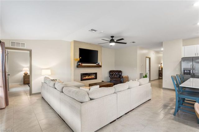 4066 San Clemente CT, North Fort Myers, FL 33917