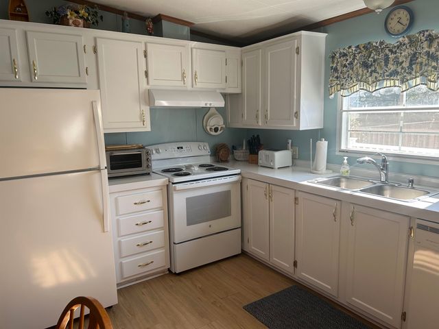 1615 Mason Circle, Surfside Beach, SC 29575