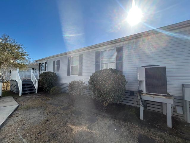 1615 Mason Circle, Surfside Beach, SC 29575