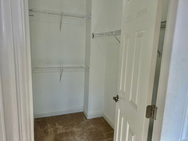 31 Foxcroft Road 207, Naperville, IL 60565