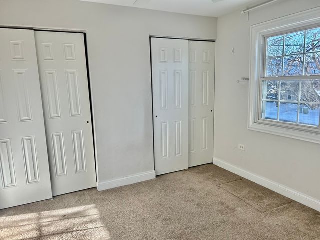 31 Foxcroft Road 207, Naperville, IL 60565