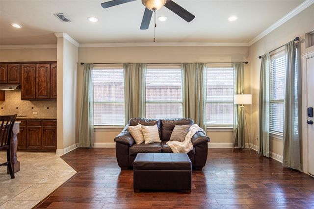 621 Seminole Trail, Murphy, TX 75094