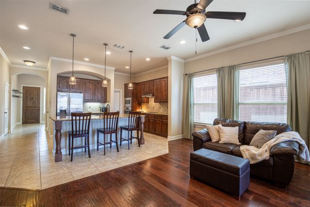 621 Seminole Trail, Murphy, TX 75094