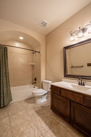 621 Seminole Trail, Murphy, TX 75094