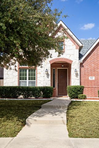 621 Seminole Trail, Murphy, TX 75094