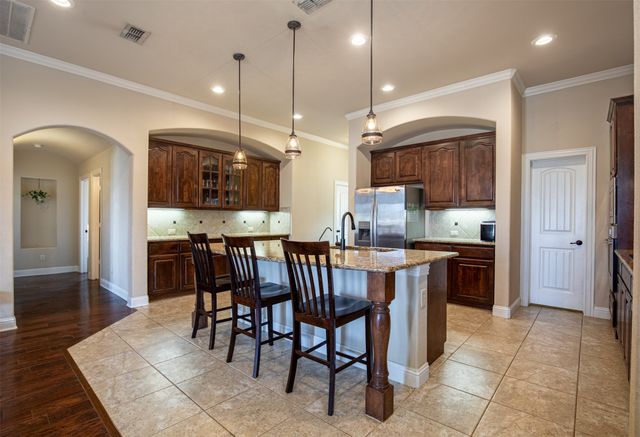 621 Seminole Trail, Murphy, TX 75094