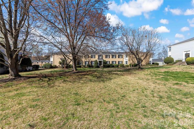 540 Wakefield Drive D, Charlotte, NC 28209