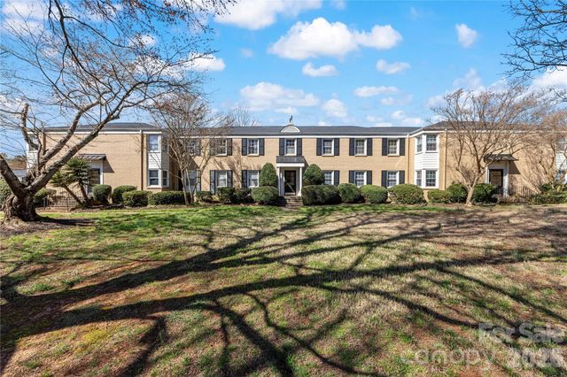 540 Wakefield Drive D, Charlotte, NC 28209