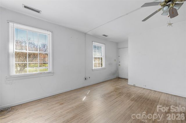 540 Wakefield Drive D, Charlotte, NC 28209