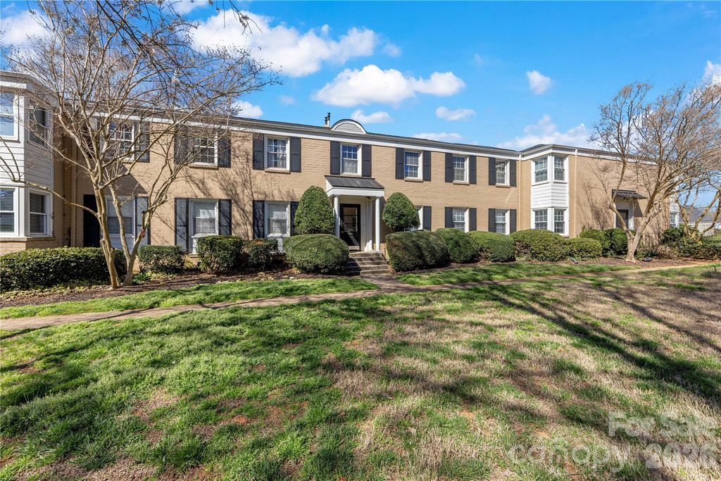 540 Wakefield Drive D, Charlotte, NC 28209