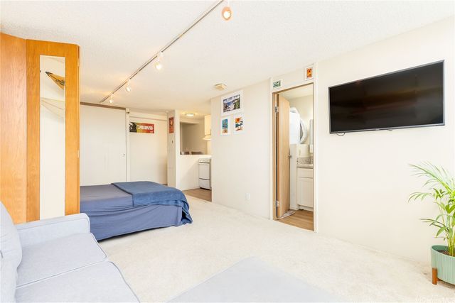 1060 Kamehameha Highway 3805B, Pearl City, HI 96782