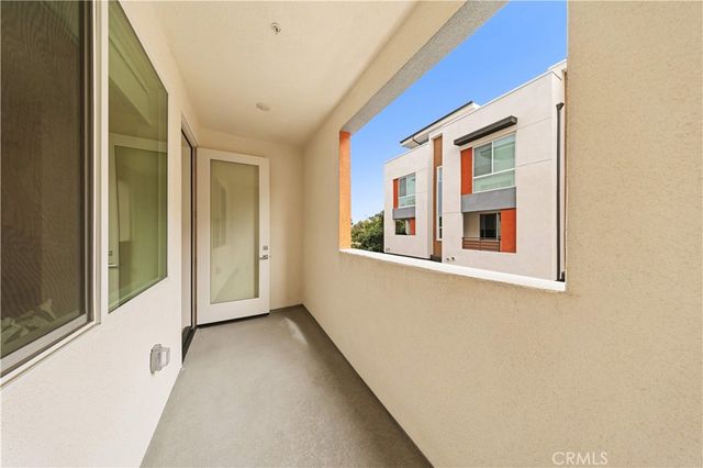 1816 E 1st 440, Santa Ana, CA 92705