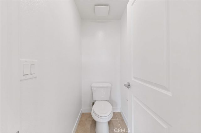 1816 E 1st 440, Santa Ana, CA 92705