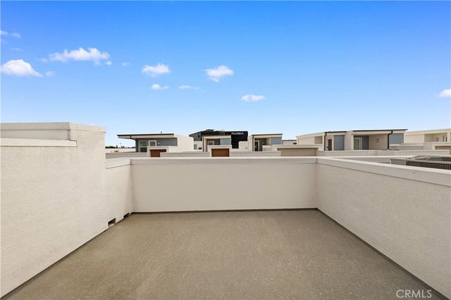 1816 E 1st 440, Santa Ana, CA 92705