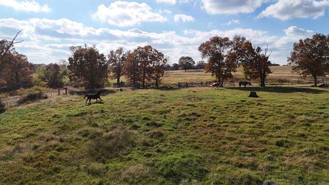 1768 Cutoff Road Road, Clinton, AR 72031