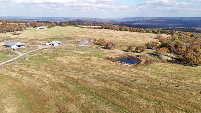 1768 Cutoff Road Road, Clinton, AR 72031