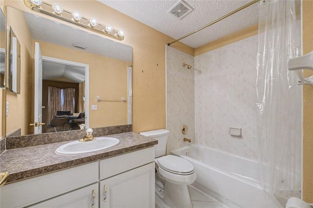 18615 CHEMILLE DRIVE, Lutz, FL 33558