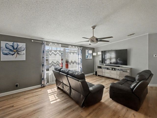 1700 SW 66th Avenue, Boca Raton, FL 33428