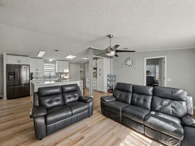 1700 SW 66th Avenue, Boca Raton, FL 33428