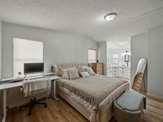 1700 SW 66th Avenue, Boca Raton, FL 33428