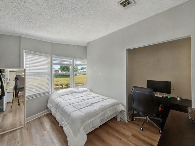 1700 SW 66th Avenue, Boca Raton, FL 33428