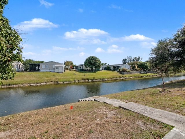 1700 SW 66th Avenue, Boca Raton, FL 33428