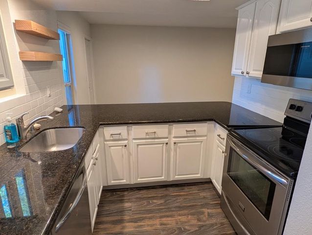 225 Red Oak Drive N, Sunnyvale, CA 94086