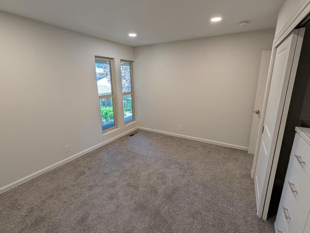 225 Red Oak Drive N, Sunnyvale, CA 94086