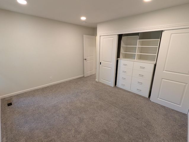 225 Red Oak Drive N, Sunnyvale, CA 94086